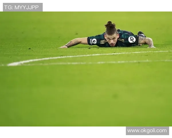 足球明星们在沙滩上的精彩瞬间尽显魅力与风采的照片集锦 足球明星们在沙滩上的精彩瞬间尽显魅力与风采的照片集锦