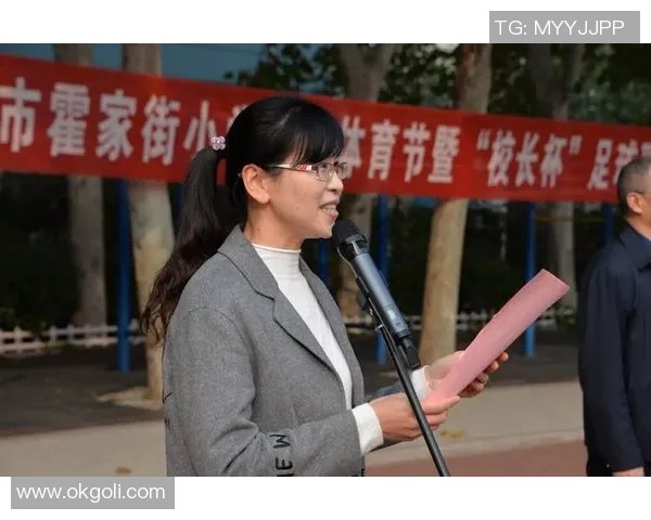 足球明星转型当体育老师分享运动精神与人生经验的精彩旅程 足球明星转型当体育老师分享运动精神与人生经验的精彩旅程